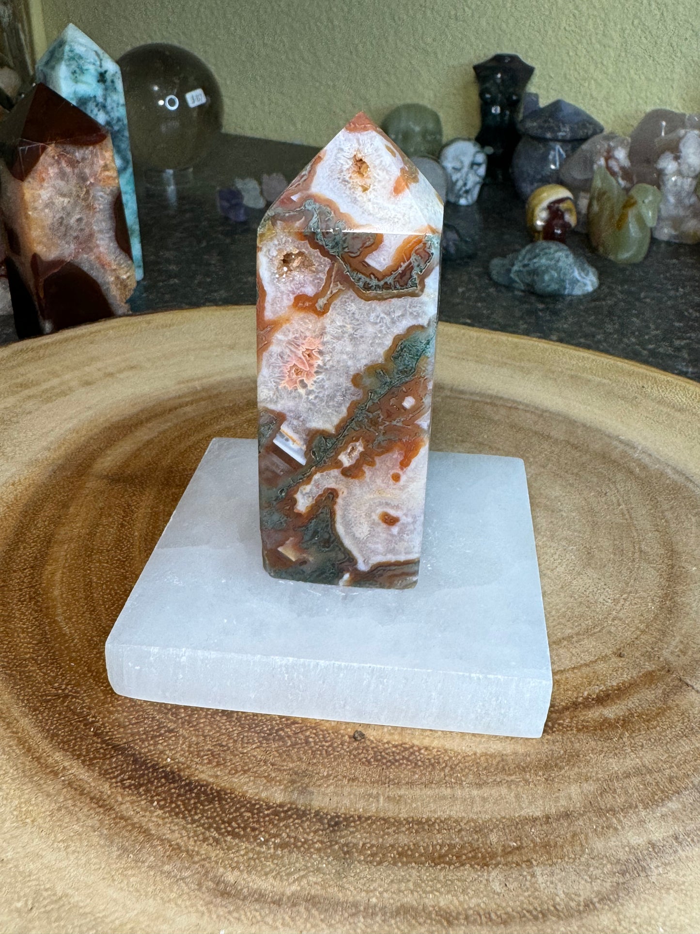 Moss Agate x Carnelian Tower