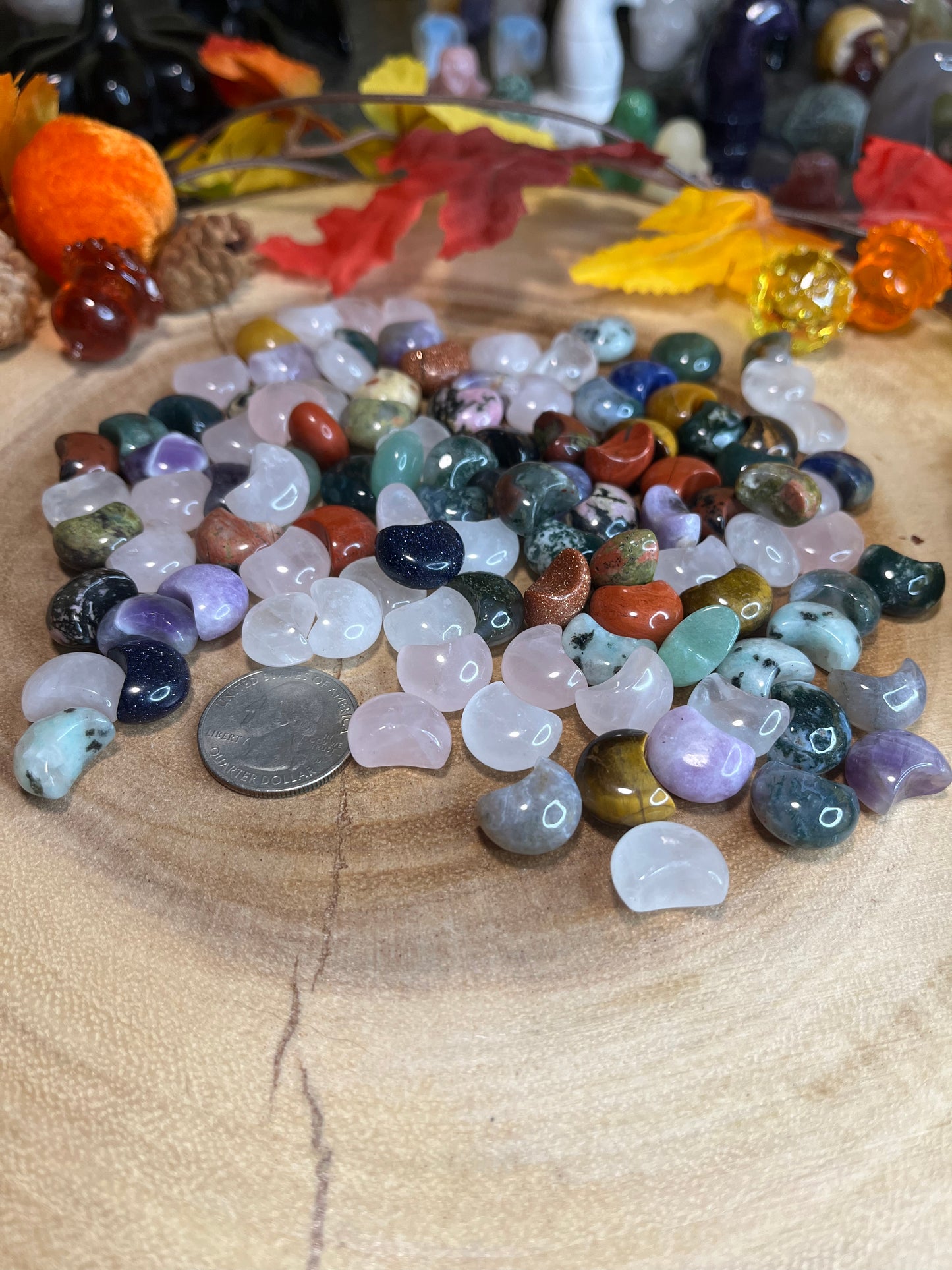 Tiny Crystal Moons (1pc)