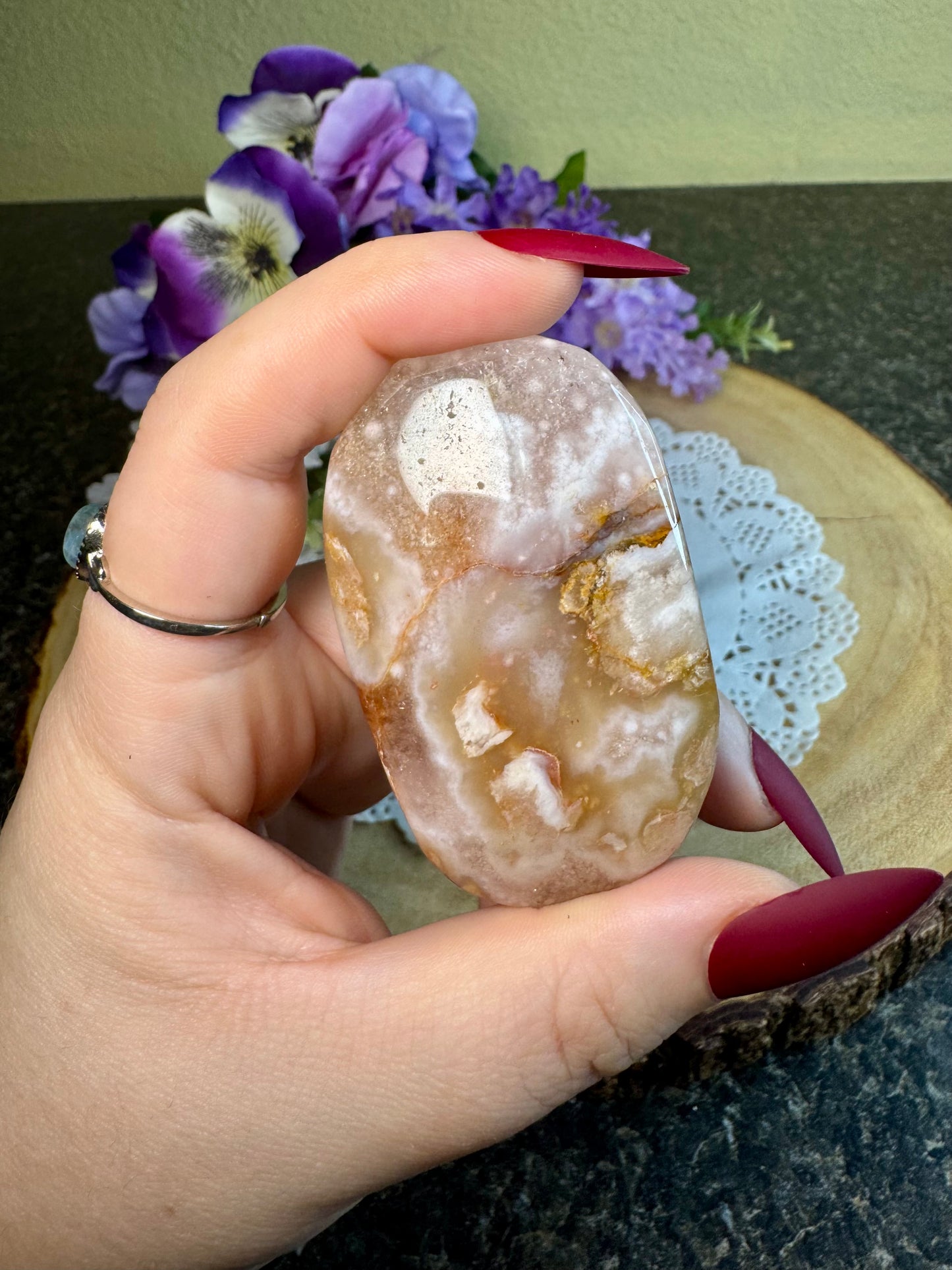 Flower Agate Palm Stone