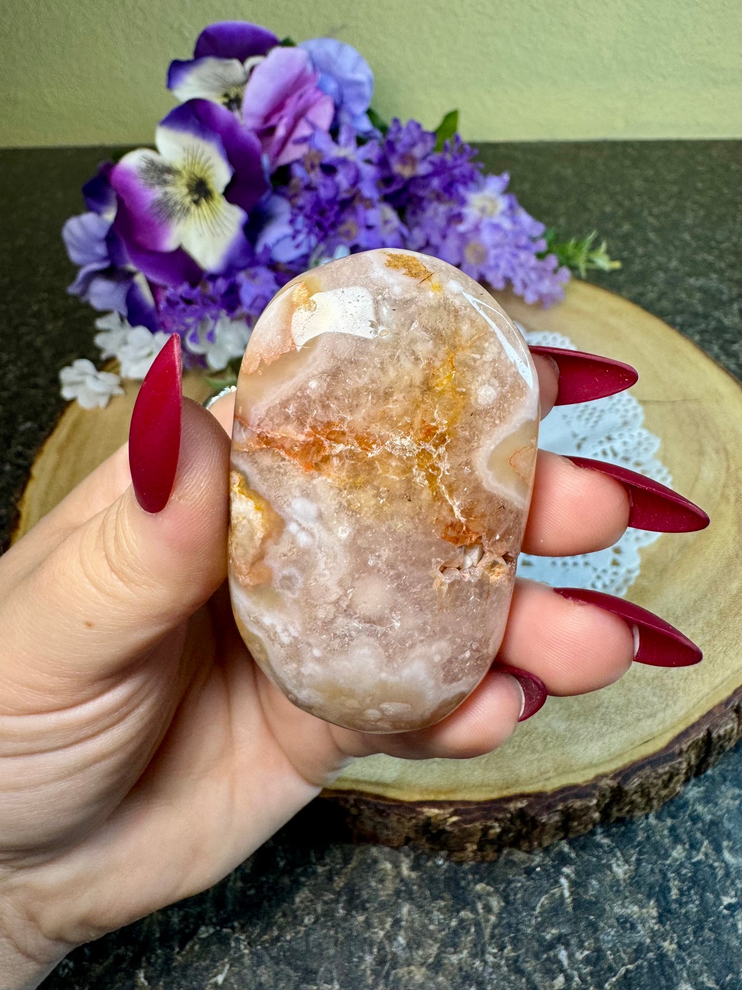 Flower Agate Palm Stone