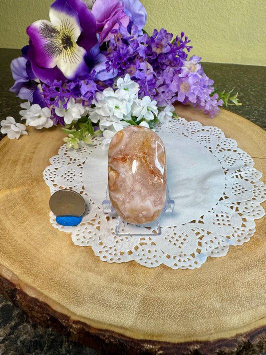 Flower Agate Palm Stone